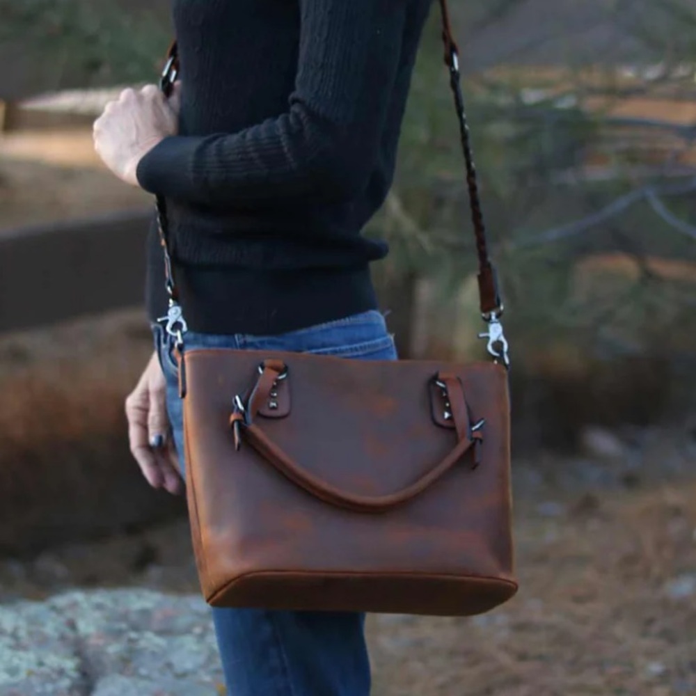 Lady Conceal Bailey Conceal Carry Crossbody Purse